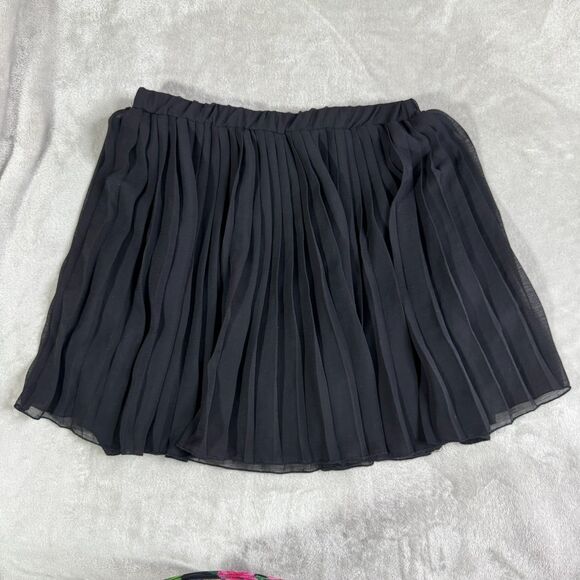 Vintage Nice Wear Black Whimsygoth Flowy Tulle Pleated Short Skirt Size M - Picture 5 of 9